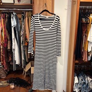 a new day Black and White Striped Long Sleeve Dress
